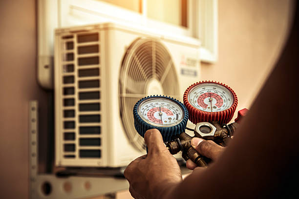 Professional Heat Pump Repair technician working in Dallastown, PA